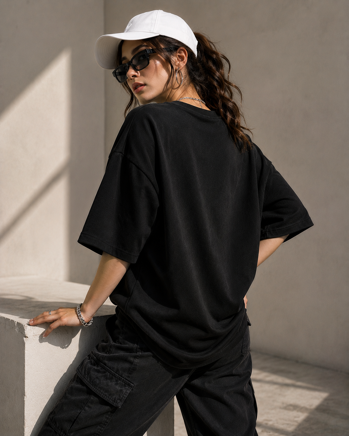ROVEN-CASAL PLANE OVERSIZE MEN'S TEE SHIRT-BLACK