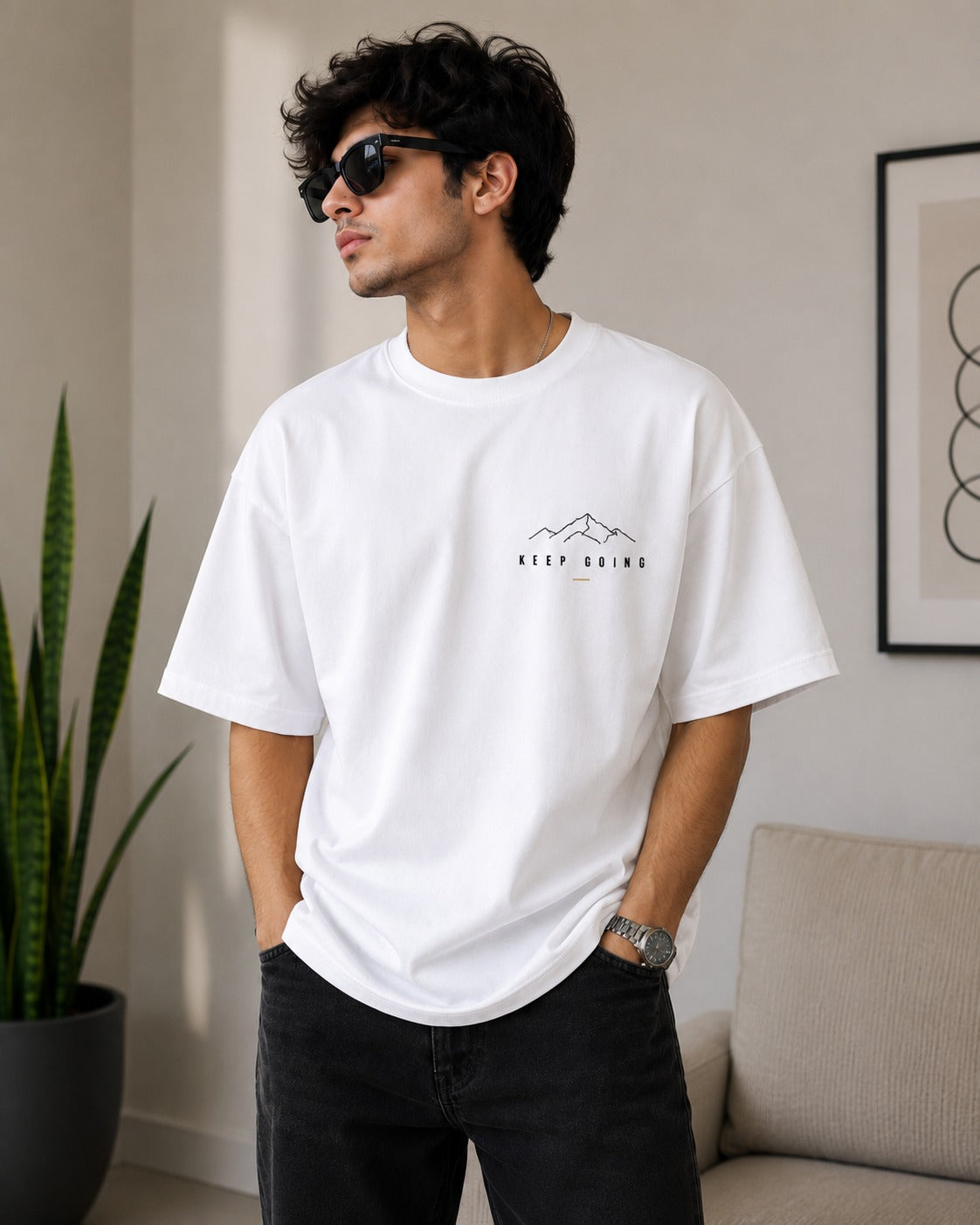 Roven: Casual Graphic Oversize Men's Tee-RW-WHITE