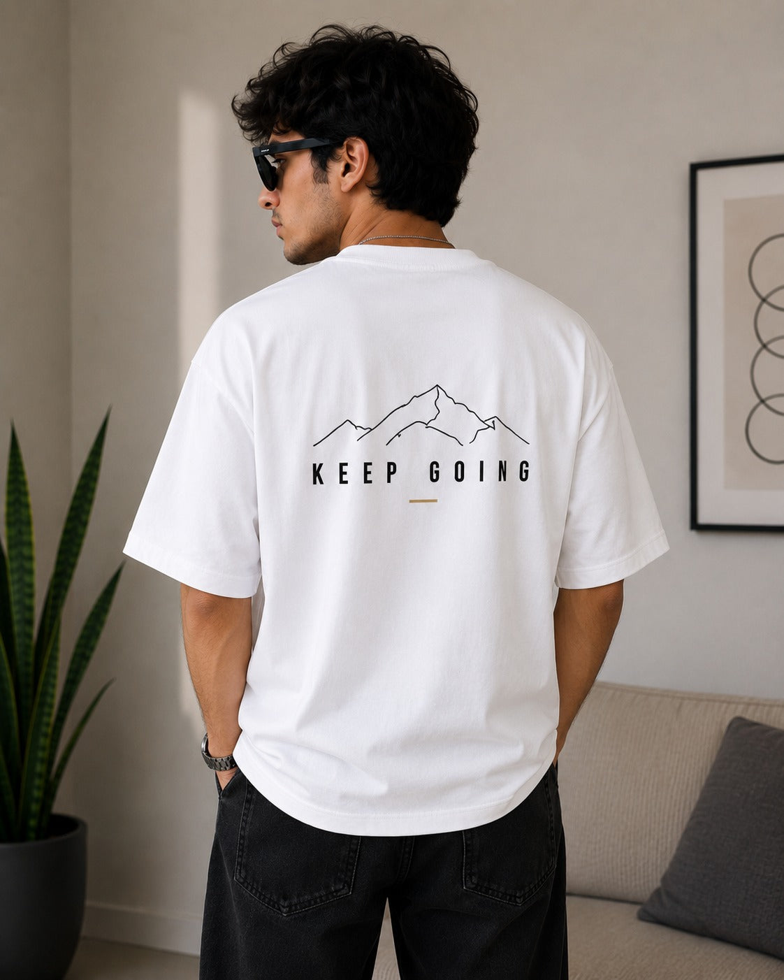 Roven: Casual Graphic Oversize Men's Tee-RW-WHITE