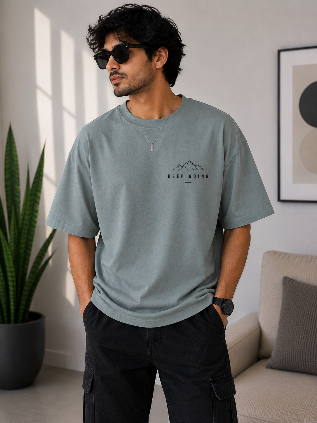 Roven: Casual Graphic Oversize Men's Tee-RW-GREY